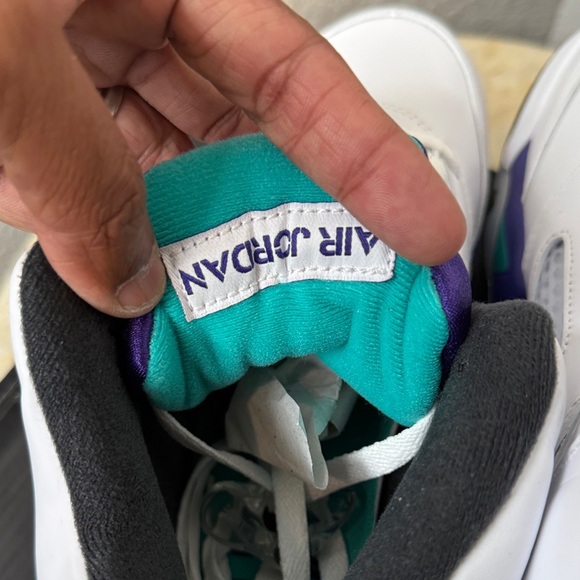 Air Jordan 5 retro OG White and Purple High-Top Sneakers size 7 - Picture 12 of 16